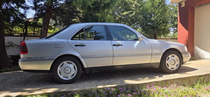 Mercedes-Benz C 200 compressor - 2950 € / 5769.70 лв. - 86725533 1 | Car24.bg Mercedes-Benz C 200 compressor - 2950 € / 5769.70 лв. - 86725533 1