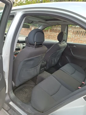 Mercedes-Benz C 200 1.8 - 1100 € / 2151.41 лв. - 48232087 7 | Car24.bg Mercedes-Benz C 200 1.8 - 1100 € / 2151.41 лв. - 48232087 7