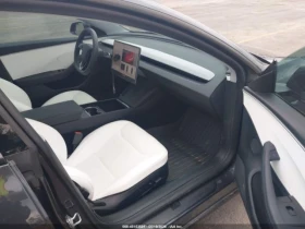 Tesla Model 3 LONG RANGE* DUAL MOTOR* КОЖА* ПОДГРЕВ* ПАНО* | Auto.bg — изображение 5 Tesla Model 3 LONG RANGE* DUAL MOTOR* КОЖА* ПОДГРЕВ* ПАНО* | Auto.bg — изображение 5