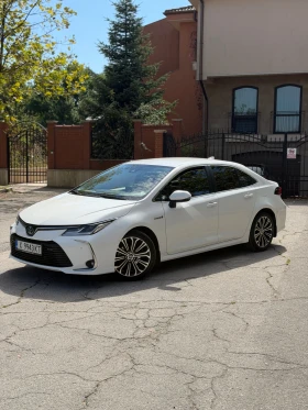 Toyota Corolla 1.8 Hybrid Luxury 89х.км. Първи собственик! - 21499 € - 63075189 3 | Car24.bg Toyota Corolla 1.8 Hybrid Luxury 89х.км. Първи собственик! - 21499 € - 63075189 3