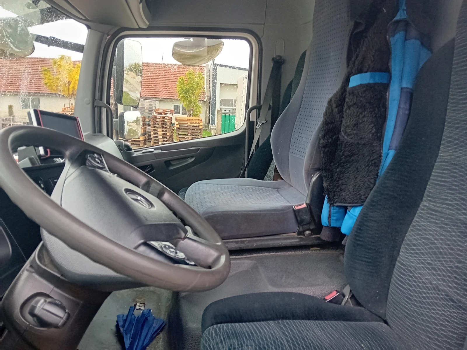 Mercedes-Benz Atego Пътна помощ  - изображение 4 | Auto.bg Mercedes-Benz Atego Пътна помощ  - изображение 4