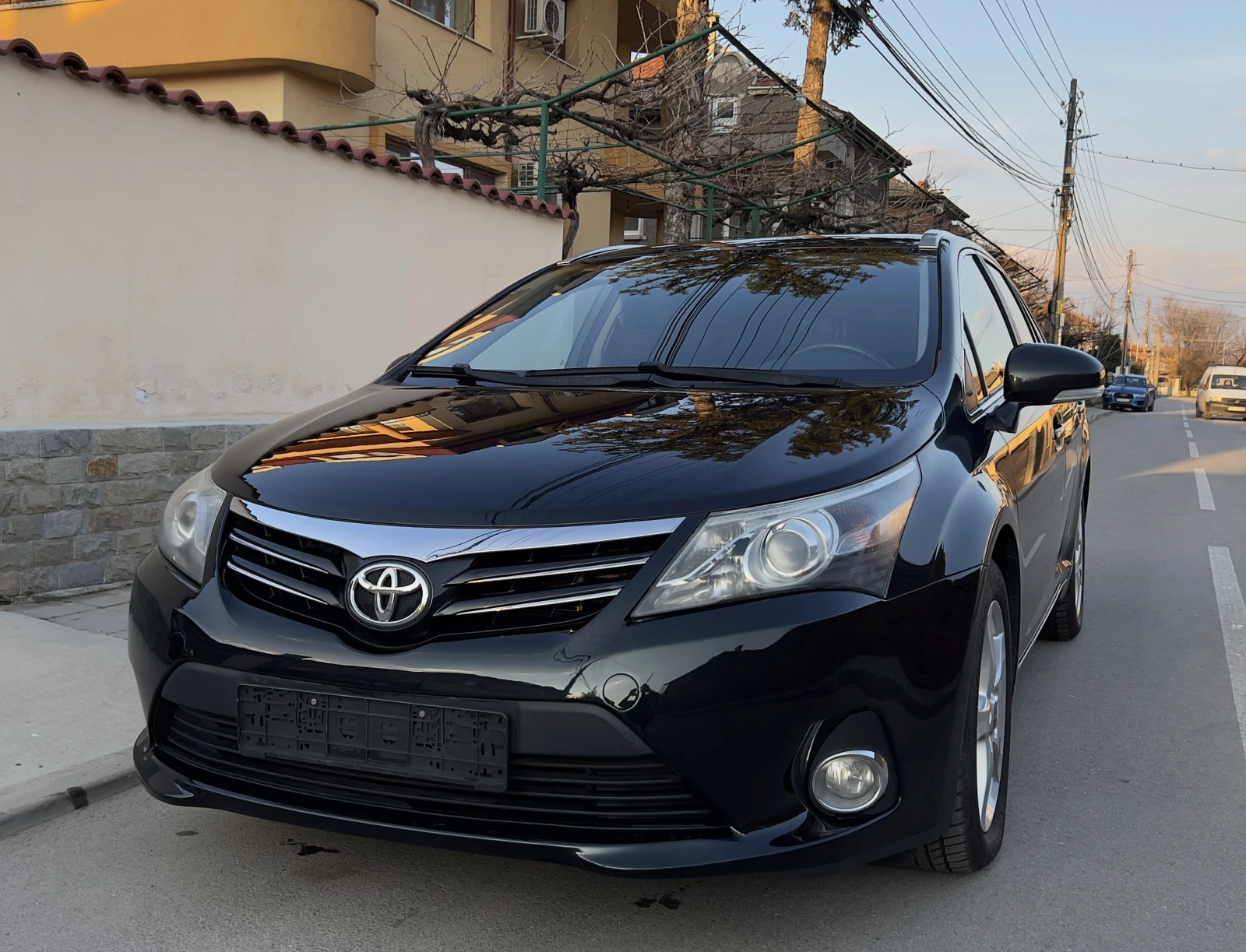 Toyota Avensis 2.2 D-4D | Auto.bg — изображение 1 Toyota Avensis 2.2 D-4D | Auto.bg — изображение 1