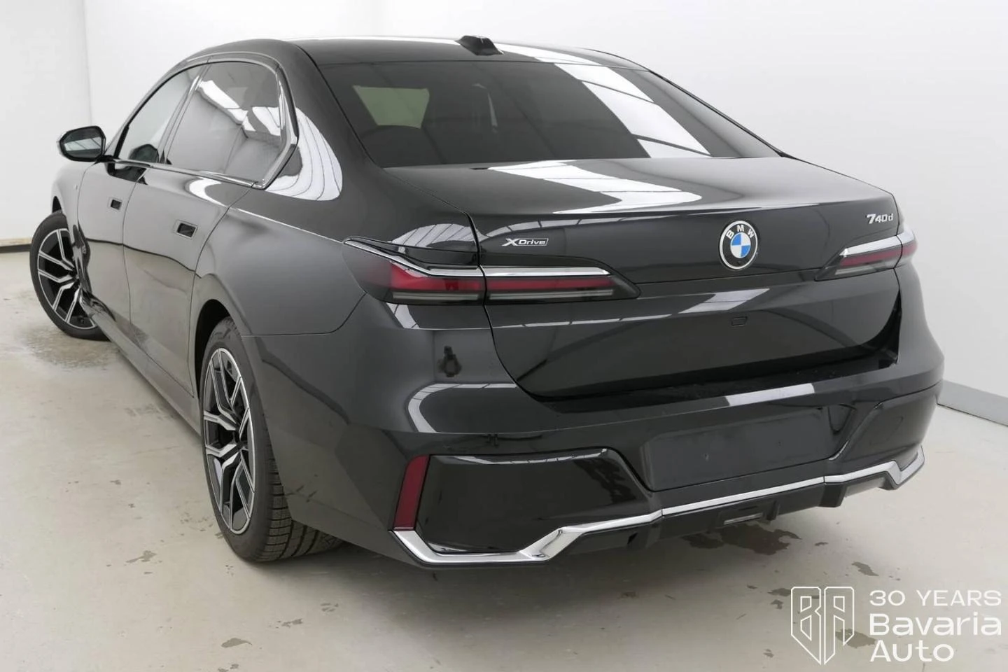 BMW 740 d xDrive M Sport Paket Sportautomatic - изображение 2 | Auto.bg BMW 740 d xDrive M Sport Paket Sportautomatic - изображение 2