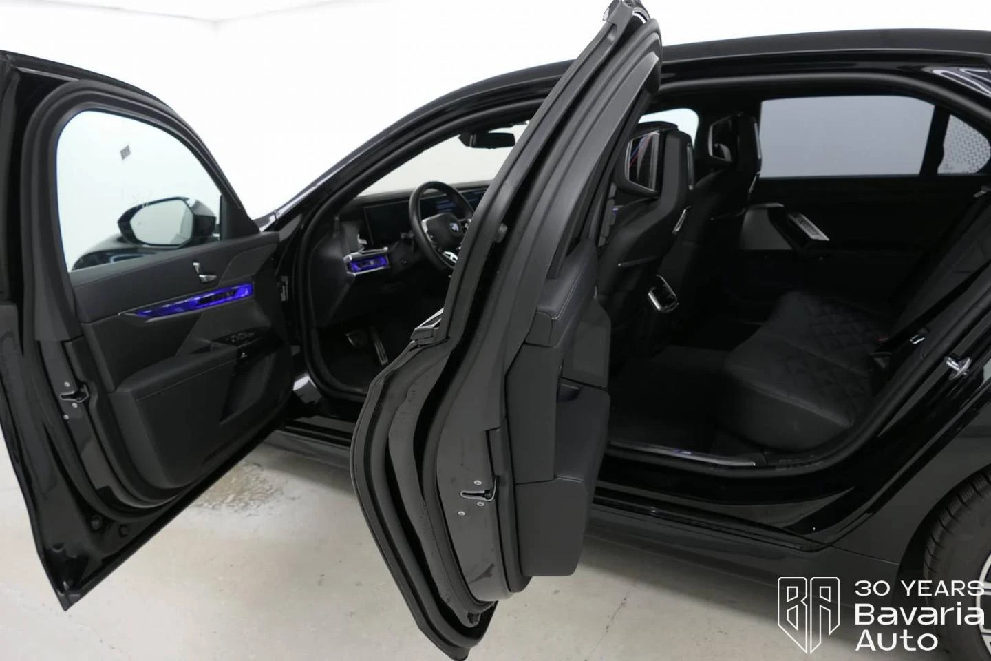 BMW 740 d xDrive M Sport Paket Sportautomatic - изображение 5 | Auto.bg BMW 740 d xDrive M Sport Paket Sportautomatic - изображение 5