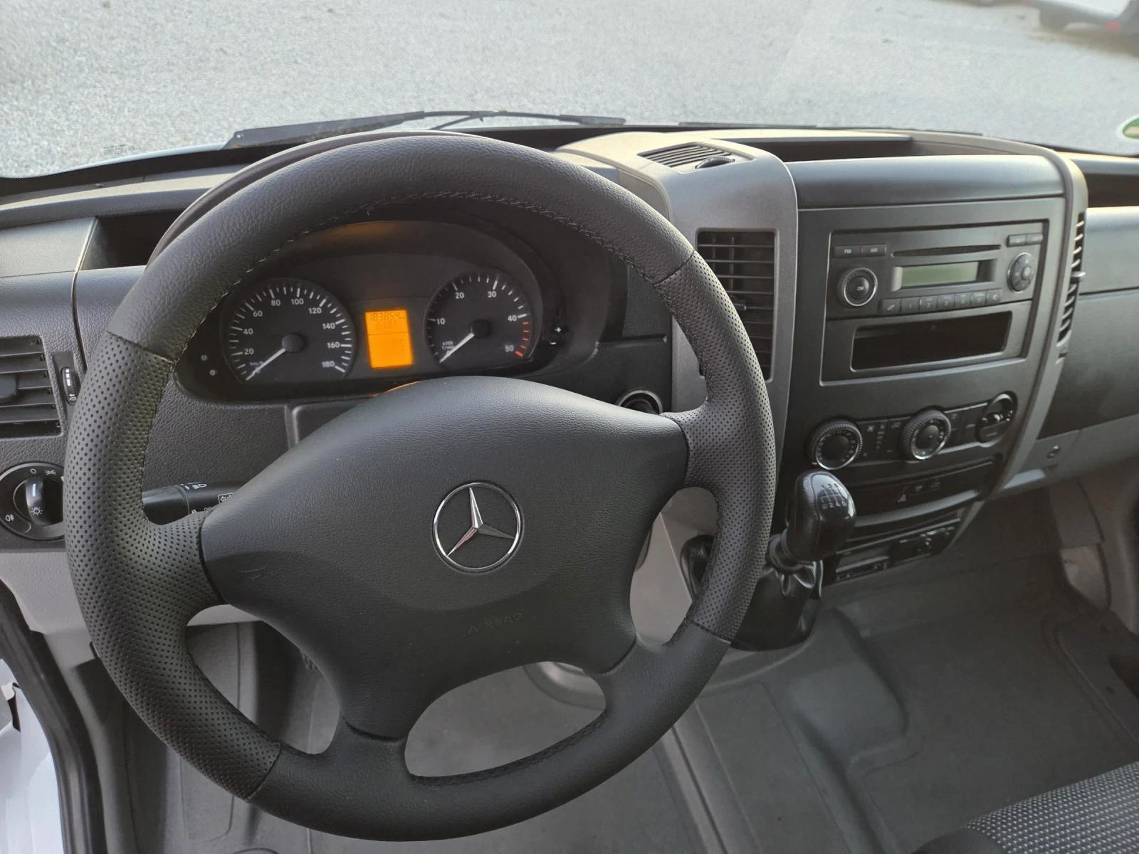 Mercedes-Benz Sprinter 313 CDI, 7 местен, Бордови, Климатик - изображение 10 | Auto.bg Mercedes-Benz Sprinter 313 CDI, 7 местен, Бордови, Климатик - изображение 10