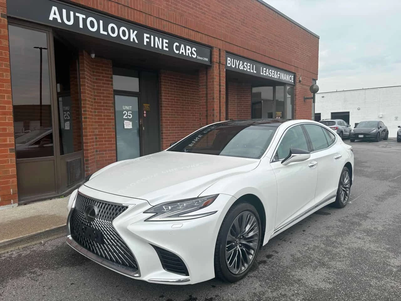 Lexus LS 500 L CARFAX | Auto.bg — изображение 1 Lexus LS 500 L CARFAX | Auto.bg — изображение 1