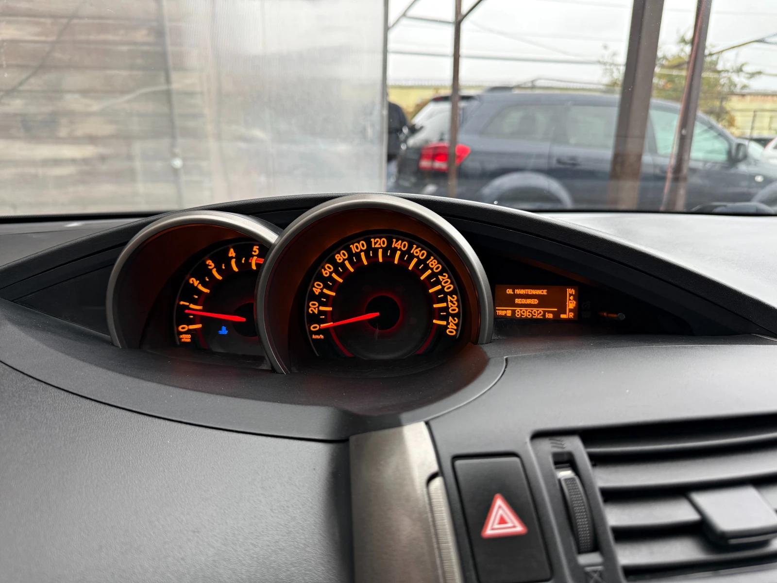 Toyota Verso 2.0D4D АВТОМАТИК 6+ 1М - изображение 10 | Auto.bg Toyota Verso 2.0D4D АВТОМАТИК 6+ 1М - изображение 10