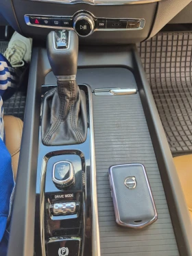 Volvo XC60 Бензин PS 250 - 23900 € - 90023570 12 | Car24.bg Volvo XC60 Бензин PS 250 - 23900 € - 90023570 12