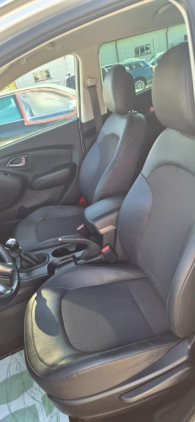 Hyundai IX35 1.6 i - 8500 € - 23687845 6 | Car24.bg Hyundai IX35 1.6 i - 8500 € - 23687845 6
