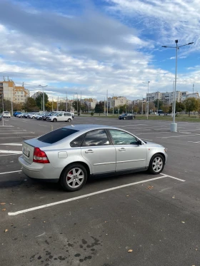 Снимка Volvo S40