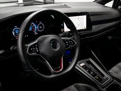 VW Golf GTI* AUTOBAHN* LANE ASSIST* МЪРТВА ТОЧКА* ШИБИДАХ - изображение 10 | Auto.bg VW Golf GTI* AUTOBAHN* LANE ASSIST* МЪРТВА ТОЧКА* ШИБИДАХ - изображение 10