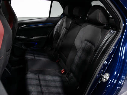 VW Golf GTI* AUTOBAHN* LANE ASSIST* МЪРТВА ТОЧКА* ШИБИДАХ - изображение 8 | Auto.bg VW Golf GTI* AUTOBAHN* LANE ASSIST* МЪРТВА ТОЧКА* ШИБИДАХ - изображение 8