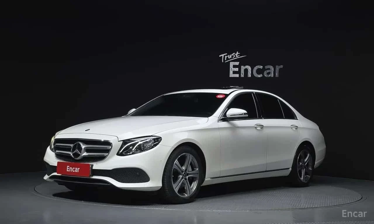 Mercedes-Benz E 300 * 2 КЛЮЧА * ЦЕНА ДО БЪЛГАРИЯ | Auto.bg — изображение 1 Mercedes-Benz E 300 * 2 КЛЮЧА * ЦЕНА ДО БЪЛГАРИЯ | Auto.bg — изображение 1