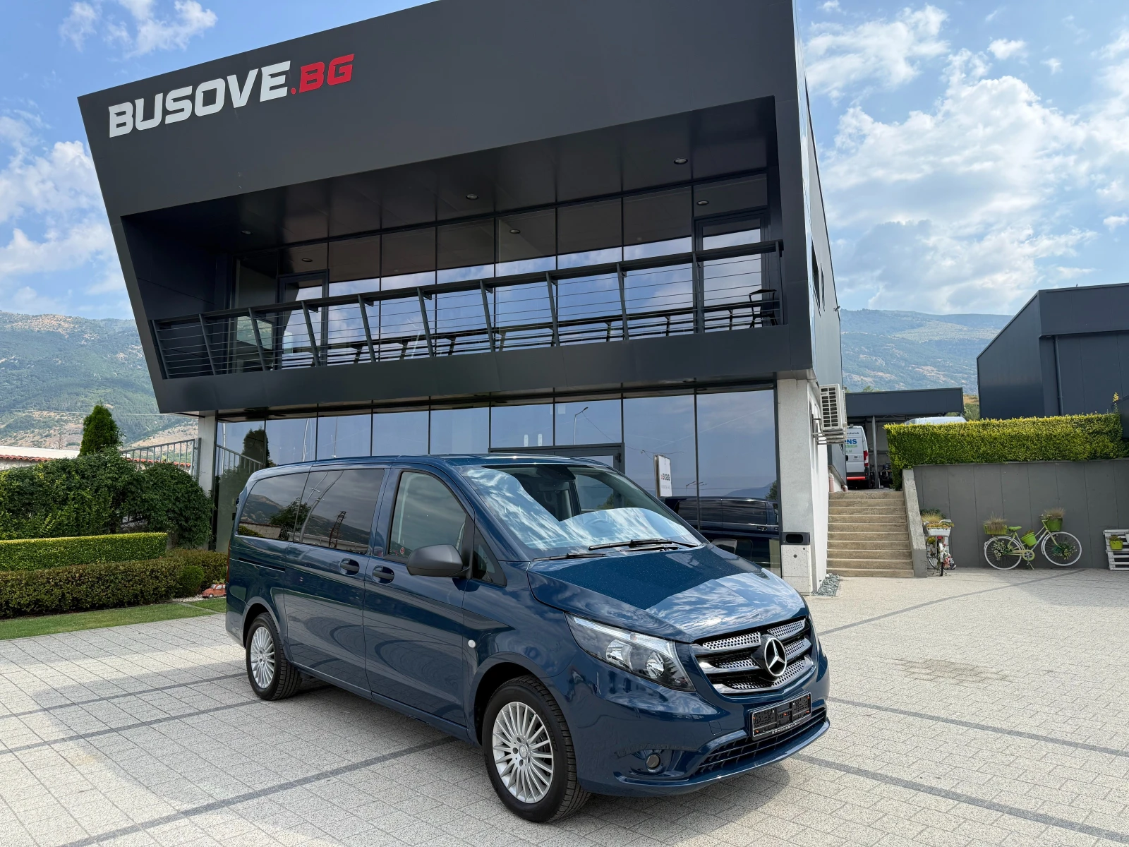 Mercedes-Benz V Vito Tourer Pro 9-местен Long | Auto.bg — изображение 1 Mercedes-Benz V Vito Tourer Pro 9-местен Long | Auto.bg — изображение 1