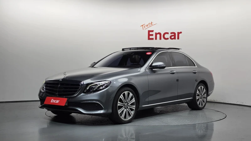 Mercedes-Benz E 400 360view* Pano* Burmester* Обдухване* Подгрев* HUD* - 17500 € - 17543526 1 | Car24.bg Mercedes-Benz E 400 360view* Pano* Burmester* Обдухване* Подгрев* HUD* - 17500 € - 17543526 1