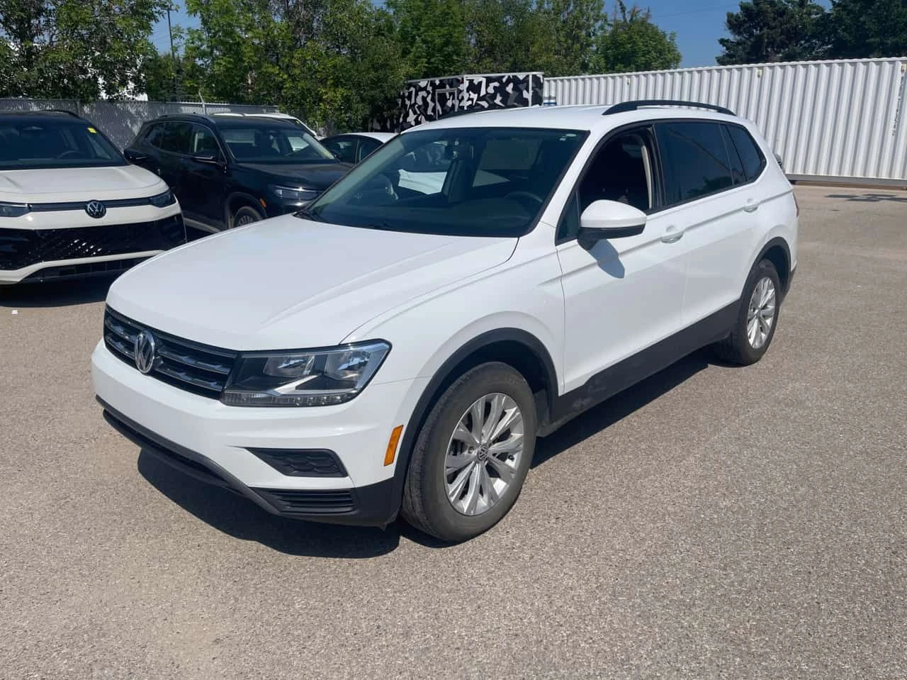 VW Tiguan * Trendline * АВТОКРЕДИТ БЕЗ ПЪРВОНАЧАЛНА ВНОСКА* | Auto.bg — изображение 1 VW Tiguan * Trendline * АВТОКРЕДИТ БЕЗ ПЪРВОНАЧАЛНА ВНОСКА* | Auto.bg — изображение 1