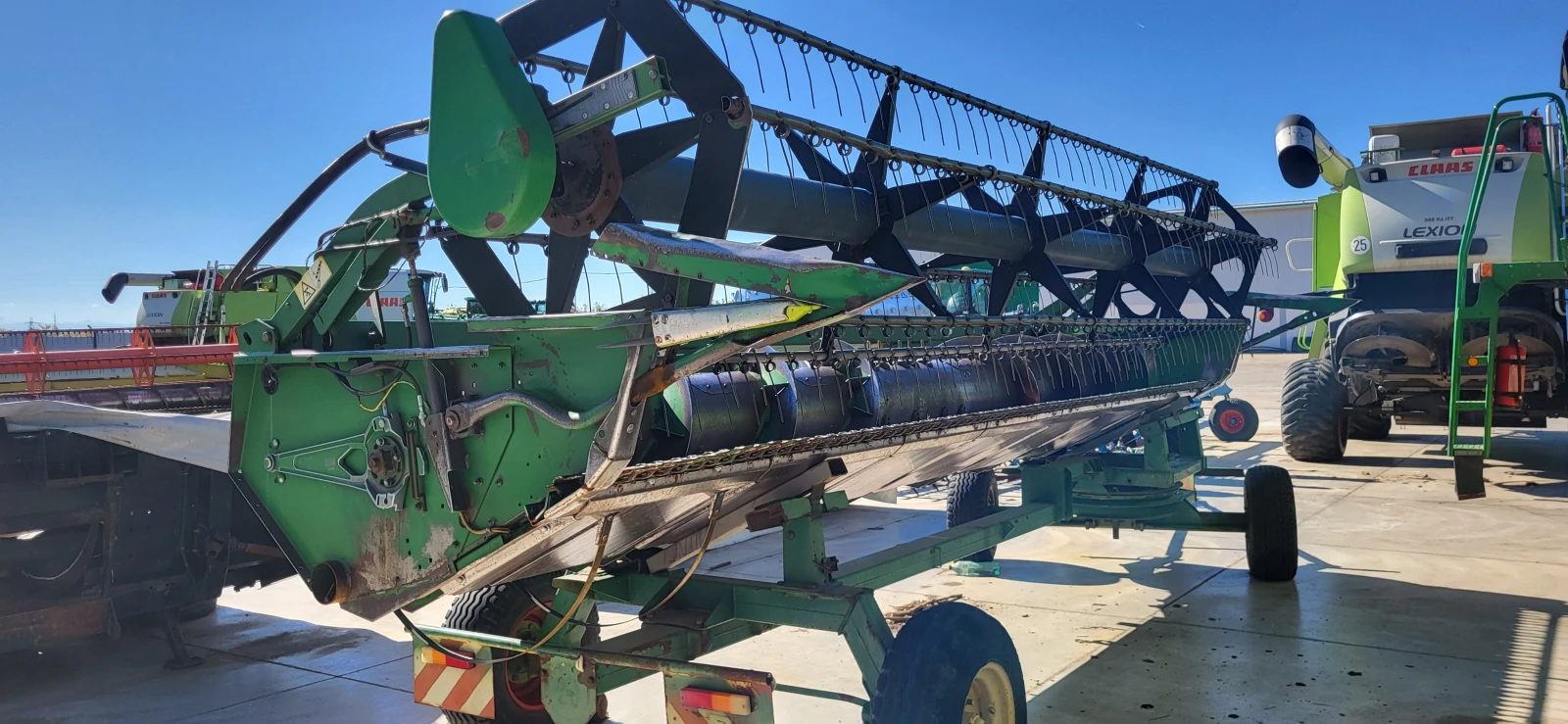 Комбайн John Deere 9680 WTS - изображение 9 | Auto.bg Комбайн John Deere 9680 WTS - изображение 9