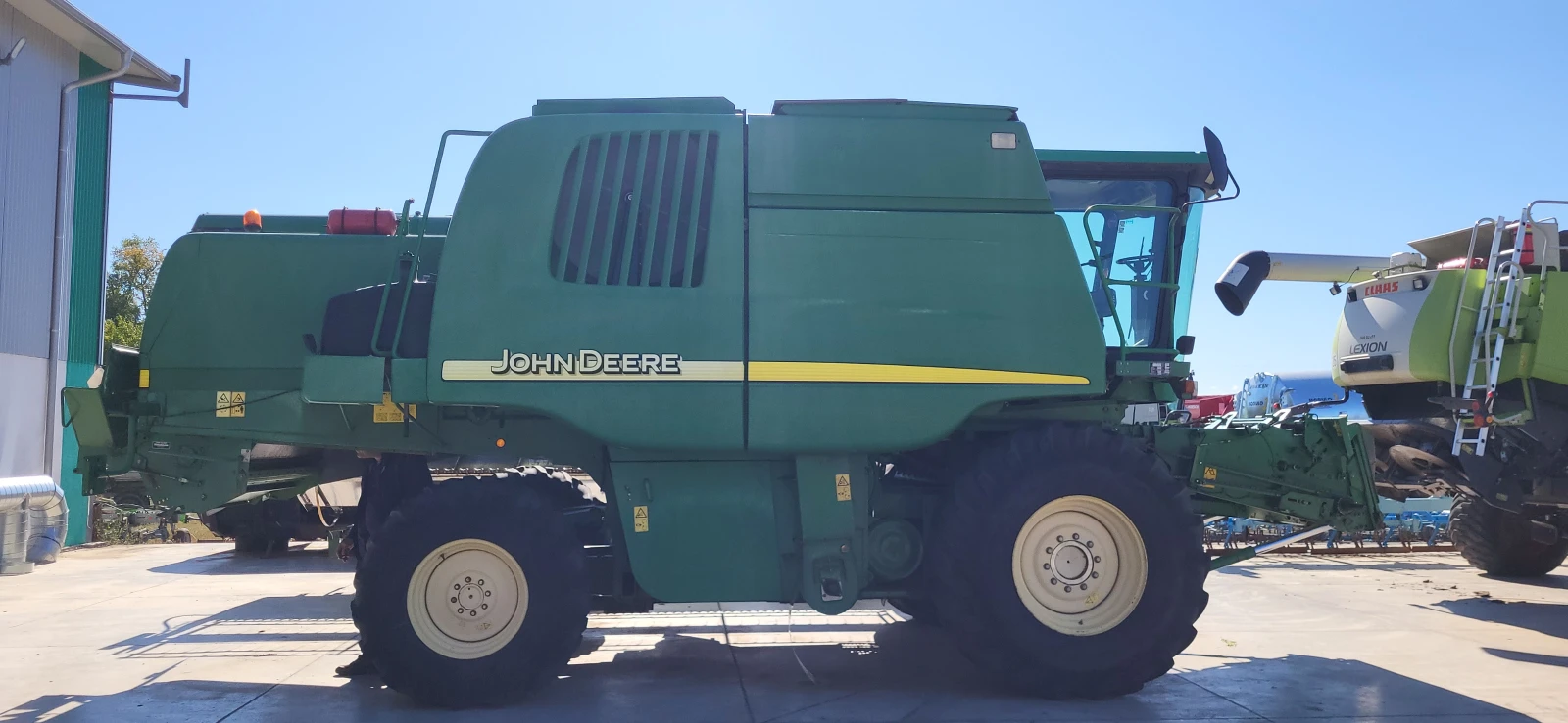 Комбайн John Deere 9680 WTS - изображение 2 | Auto.bg Комбайн John Deere 9680 WTS - изображение 2