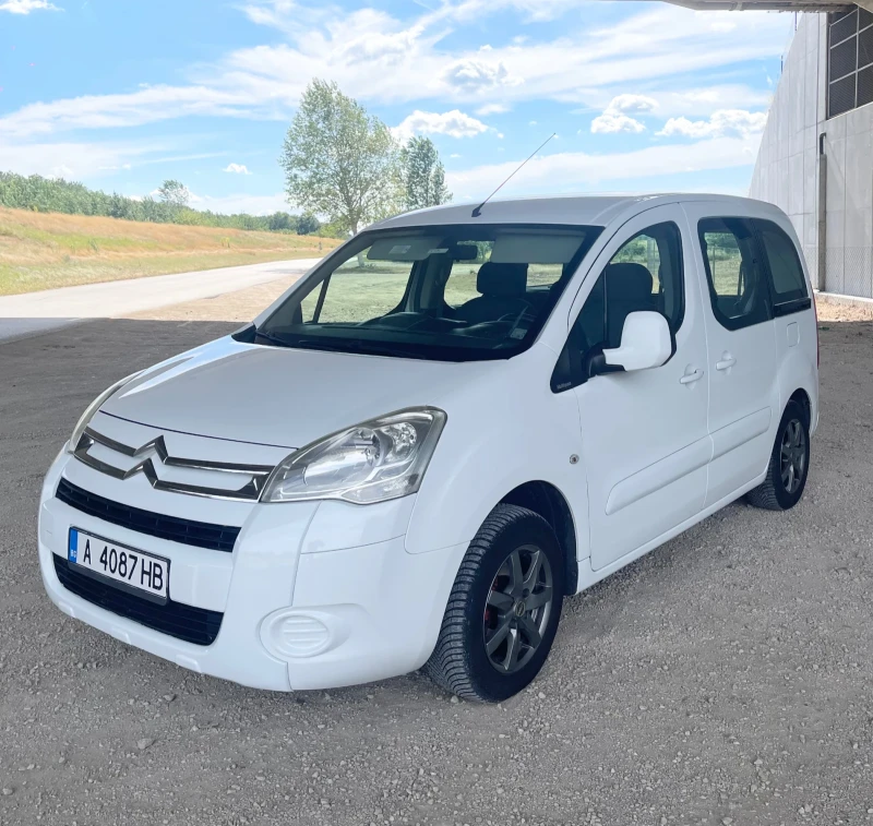 Citroen Berlingo 1.6 HDI 110 - 3599 € / 7039.03 лв. - 32944603 1 | Car24.bg Citroen Berlingo 1.6 HDI 110 - 3599 € / 7039.03 лв. - 32944603 1