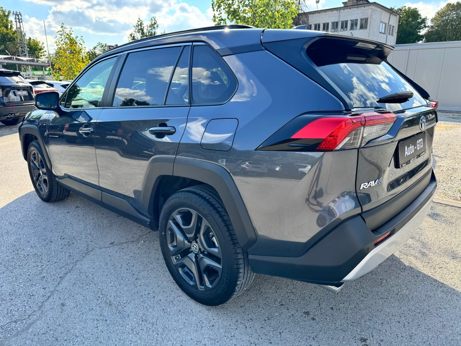 Toyota Rav4 2.5h ADVENTURE 222к.с 4х4 с Гаранция.  - изображение 6 | Auto.bg Toyota Rav4 2.5h ADVENTURE 222к.с 4х4 с Гаранция.  - изображение 6