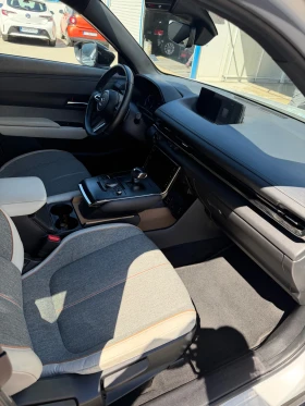 Mazda MX-30 BOSE/360/HUD/MEMORY | Auto.bg — изображение 9 Mazda MX-30 BOSE/360/HUD/MEMORY | Auto.bg — изображение 9