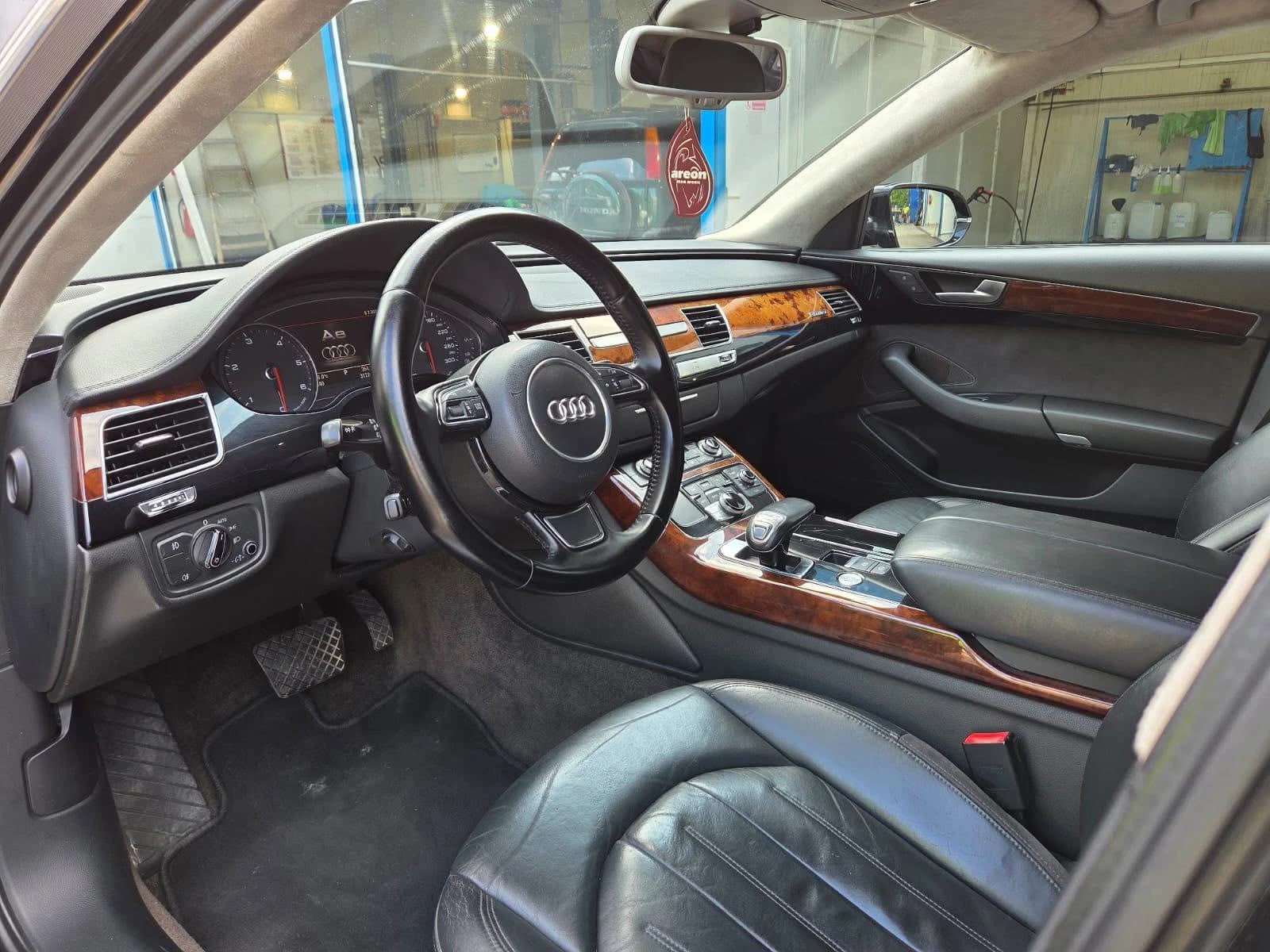 Audi A8 4.2TDI  - изображение 8 | Auto.bg Audi A8 4.2TDI  - изображение 8