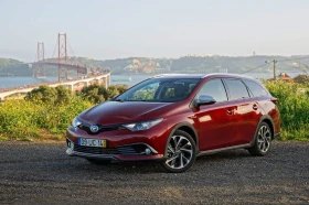 Снимка Toyota Auris