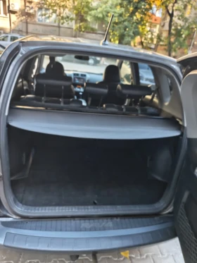 Toyota Rav4 2.0 бензин 158 к.с. без 4х4 - 8800 € - 32554619 13 | Car24.bg Toyota Rav4 2.0 бензин 158 к.с. без 4х4 - 8800 € - 32554619 13