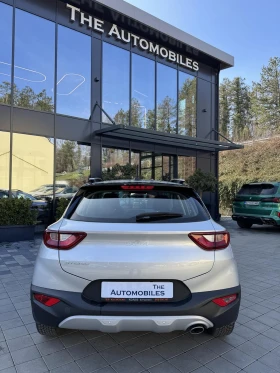 Kia Stonic - 13600 € / 26599.29 лв. - 65686121 5 | Car24.bg Kia Stonic - 13600 € / 26599.29 лв. - 65686121 5