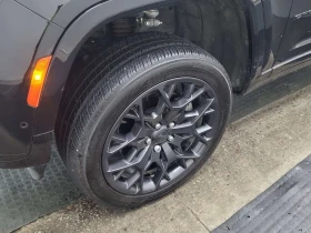 Jeep Grand cherokee 5.7 V8 * 4x4 Summit Reserve * 6 Местен * CARFAX * | Auto.bg — изображение 6 Jeep Grand cherokee 5.7 V8 * 4x4 Summit Reserve * 6 Местен * CARFAX * | Auto.bg — изображение 6