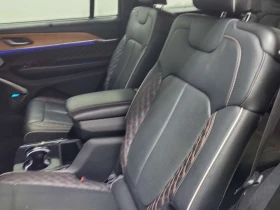 Jeep Grand cherokee 5.7 V8 * 4x4 Summit Reserve * 6 Местен * CARFAX * | Auto.bg — изображение 12 Jeep Grand cherokee 5.7 V8 * 4x4 Summit Reserve * 6 Местен * CARFAX * | Auto.bg — изображение 12