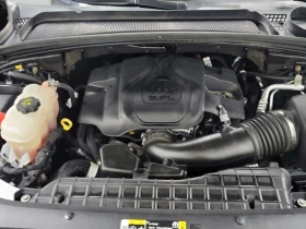 Jeep Grand cherokee 5.7 V8 * 4x4 Summit Reserve * 6 Местен * CARFAX * | Auto.bg — изображение 17 Jeep Grand cherokee 5.7 V8 * 4x4 Summit Reserve * 6 Местен * CARFAX * | Auto.bg — изображение 17