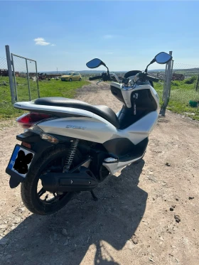 Honda Pcx undefined | Auto.bg — изображение 3 Honda Pcx undefined | Auto.bg — изображение 3