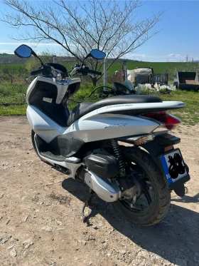 Honda Pcx undefined | Auto.bg — изображение 4 Honda Pcx undefined | Auto.bg — изображение 4