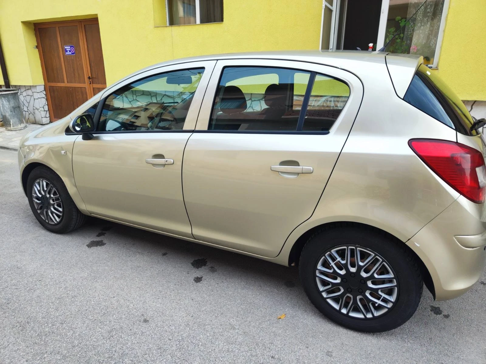 Opel Corsa  - изображение 4 | Auto.bg Opel Corsa  - изображение 4