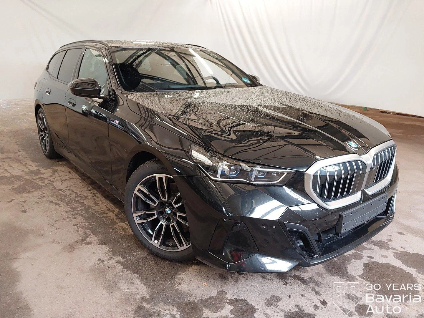 BMW 520 d Touring M Sport Paket Steptronic - изображение 4 | Auto.bg BMW 520 d Touring M Sport Paket Steptronic - изображение 4