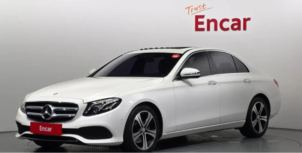 Mercedes-Benz E 220 * АВТО КРЕДИТ* ЦЕНА ДО БГ * Сервизна история * | Auto.bg — изображение 1 Mercedes-Benz E 220 * АВТО КРЕДИТ* ЦЕНА ДО БГ * Сервизна история * | Auto.bg — изображение 1