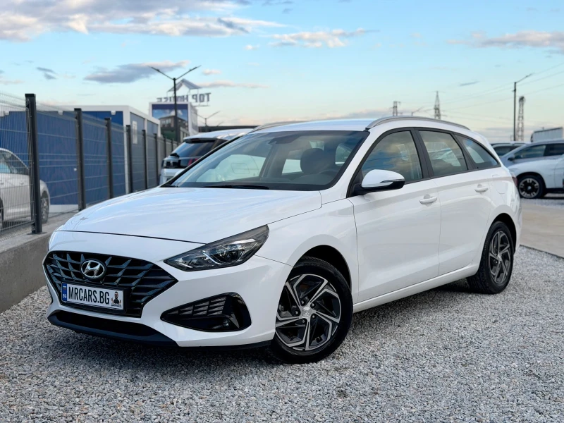 Hyundai I30 1.6 CRDi / НАВИ / КАМЕРА - 11500 € / 22492.04 лв. - 54277001 1 | Car24.bg Hyundai I30 1.6 CRDi / НАВИ / КАМЕРА - 11500 € / 22492.04 лв. - 54277001 1