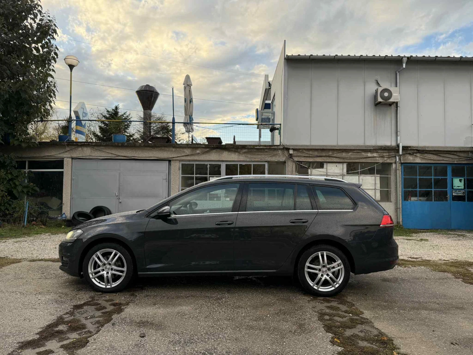 VW Golf 2.0 TDI DSG DISTRONIC - изображение 8 | Auto.bg VW Golf 2.0 TDI DSG DISTRONIC - изображение 8