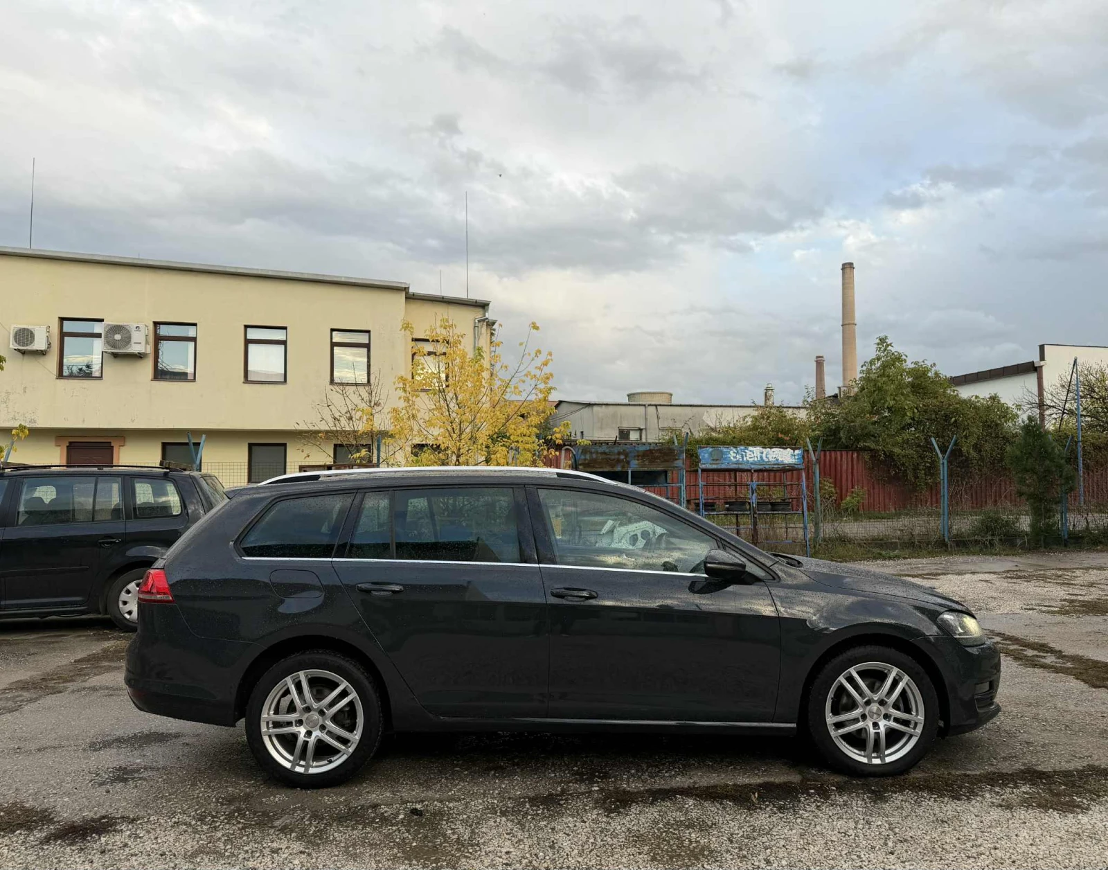 VW Golf 2.0 TDI DSG DISTRONIC - изображение 4 | Auto.bg VW Golf 2.0 TDI DSG DISTRONIC - изображение 4