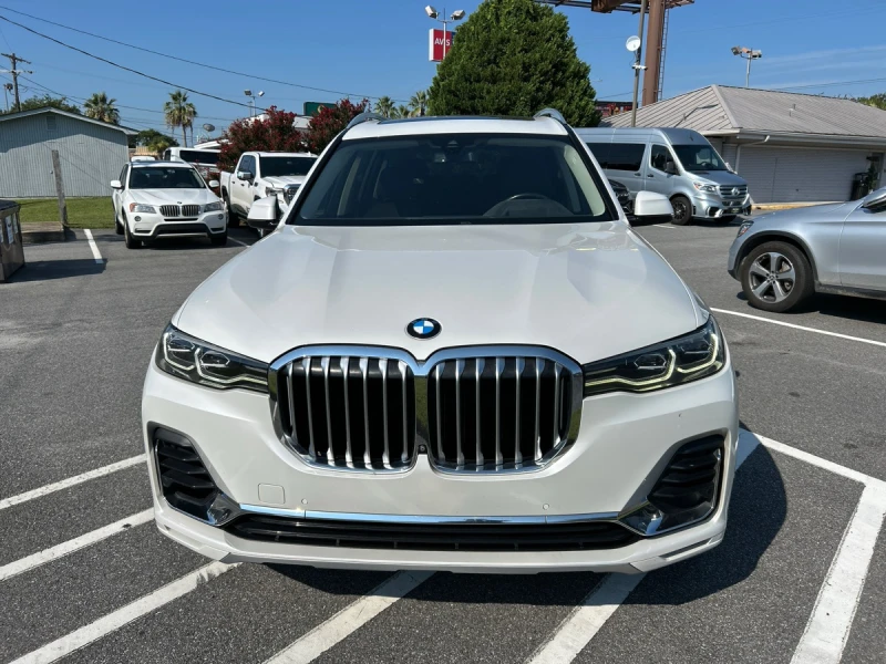 BMW X7 Xdrive40i - 26900 € / 52611.83 лв. - 78565964 1 | Car24.bg BMW X7 Xdrive40i - 26900 € / 52611.83 лв. - 78565964 1