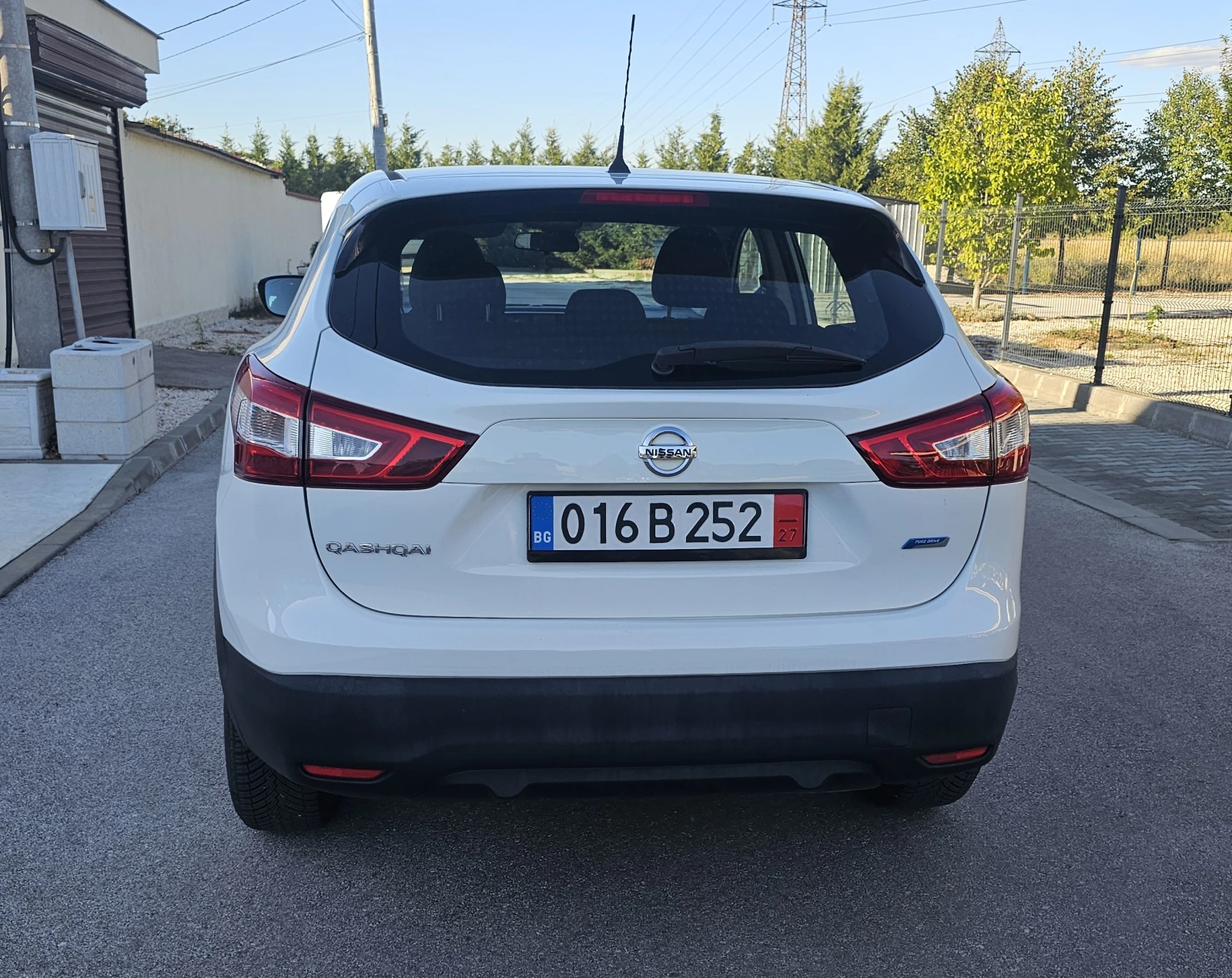 Nissan Qashqai 1.5 dci - изображение 6 | Auto.bg Nissan Qashqai 1.5 dci - изображение 6