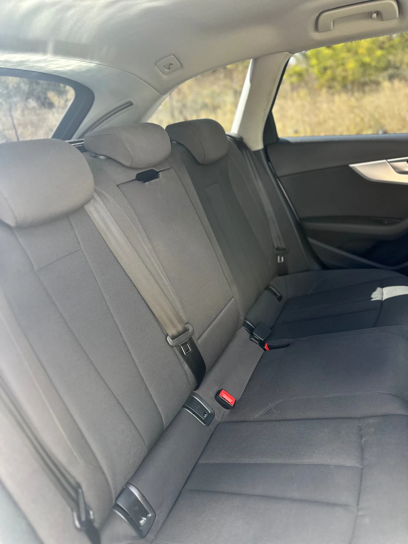 Audi A4 AUDI A4 QUATTRO 2.0TDI S-LINE - изображение 9 | Auto.bg Audi A4 AUDI A4 QUATTRO 2.0TDI S-LINE - изображение 9