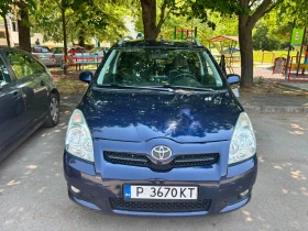 Toyota Corolla verso