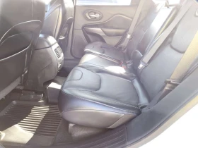 Jeep Cherokee * 4x4 Limited * CARFAX * - 14299 € - 12224965 12 | Car24.bg Jeep Cherokee * 4x4 Limited * CARFAX * - 14299 € - 12224965 12