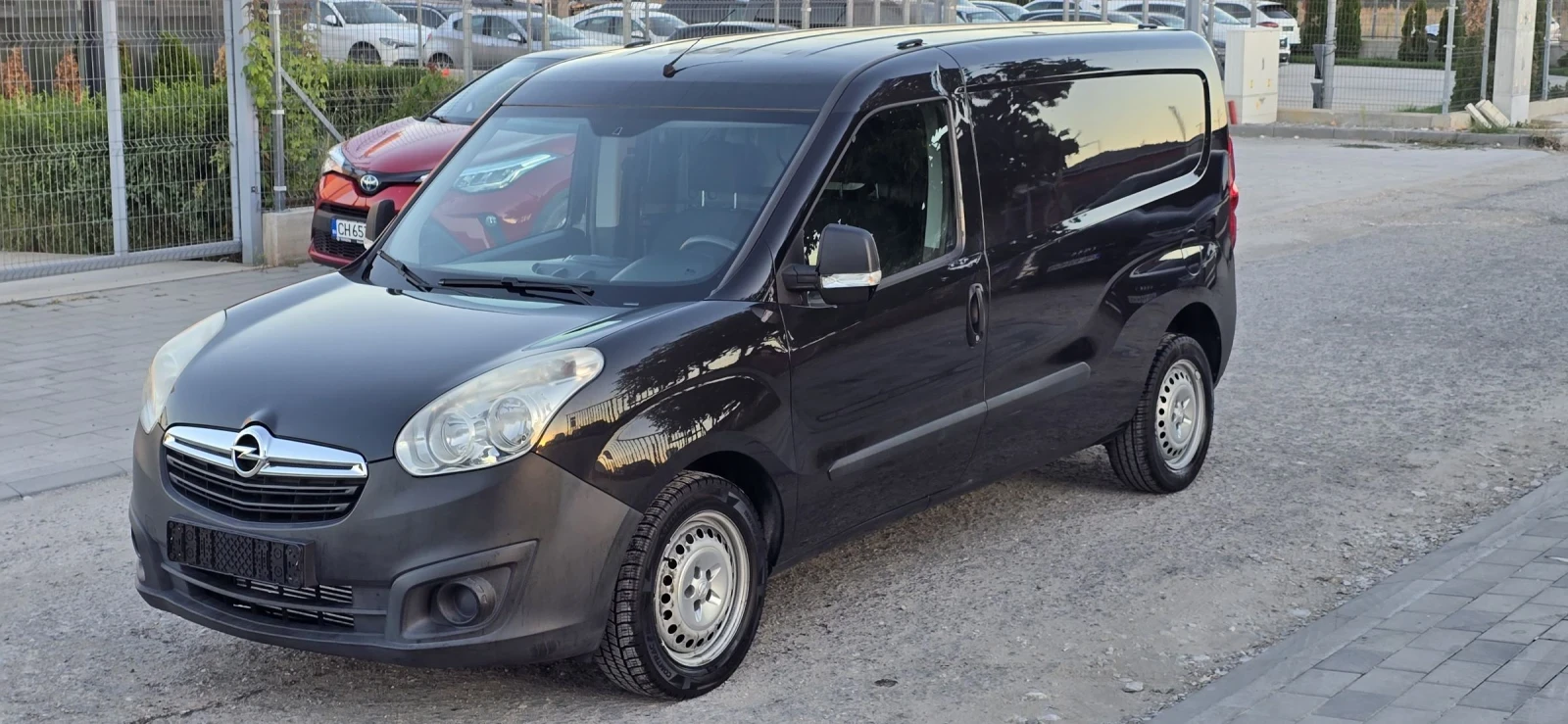 Opel Combo 1.3D / 90 / MAXI / 143000км. - изображение 3 | Auto.bg Opel Combo 1.3D / 90 / MAXI / 143000км. - изображение 3