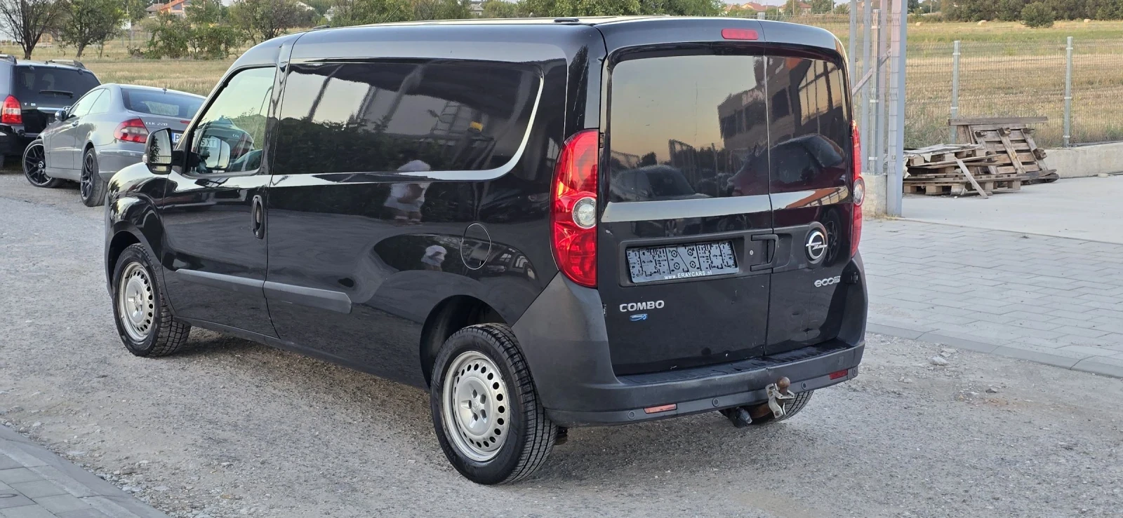 Opel Combo 1.3D / 90 / MAXI / 143000км. - изображение 5 | Auto.bg Opel Combo 1.3D / 90 / MAXI / 143000км. - изображение 5