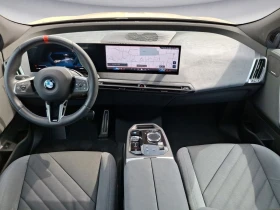 BMW iX M70 XDRIVE SKY-LOUNGE H/K PANORAMA 360-CAMERA | Auto.bg — изображение 7 BMW iX M70 XDRIVE SKY-LOUNGE H/K PANORAMA 360-CAMERA | Auto.bg — изображение 7