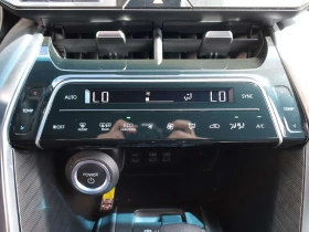 Toyota Venza XLE HYBRID AWD | Auto.bg — изображение 17 Toyota Venza XLE HYBRID AWD | Auto.bg — изображение 17