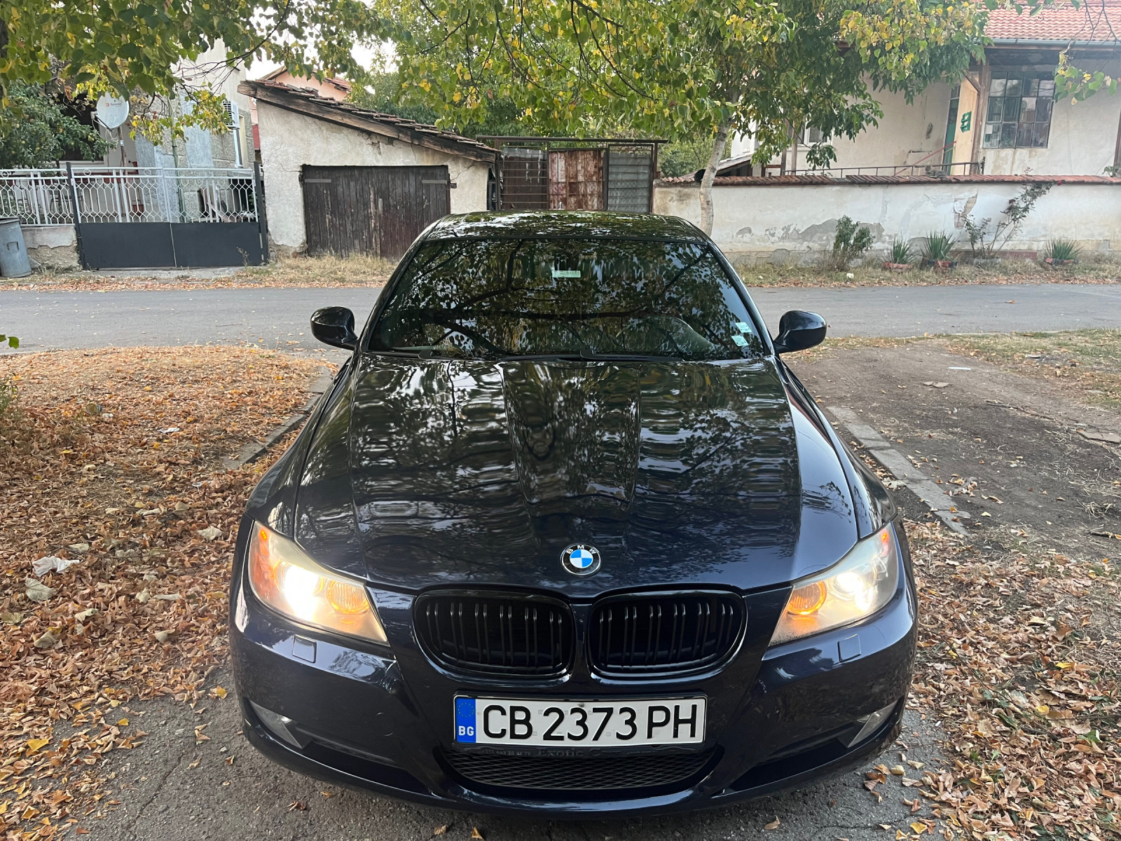 BMW 330 - [1] 